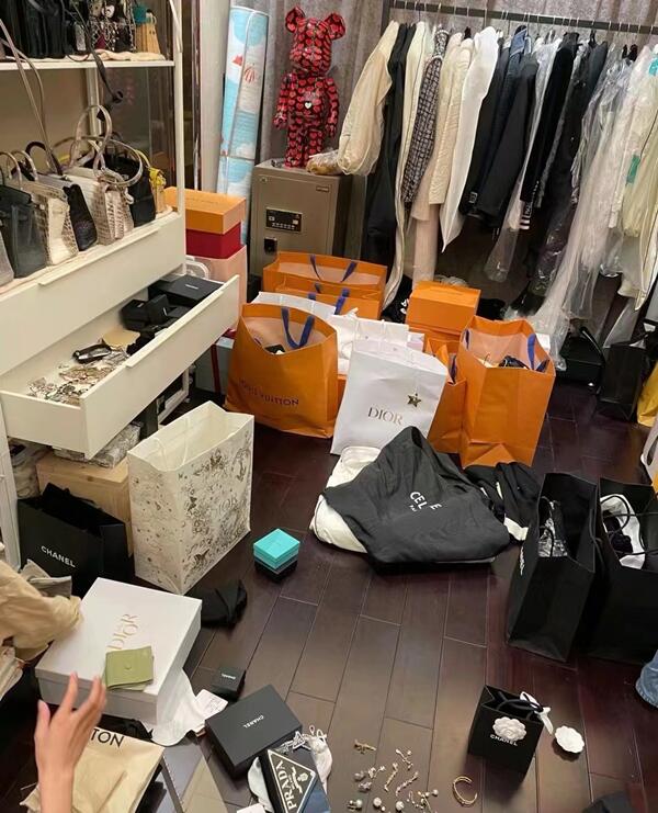 茌平区回收顶奢鞋服