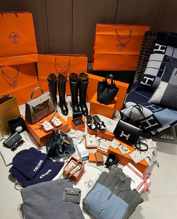 茌平区回收奢侈品鞋服.jpg